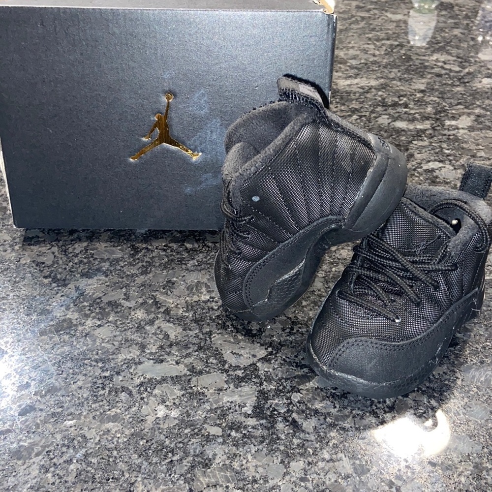 Toddler Jordan 6 Retro. Size 5c